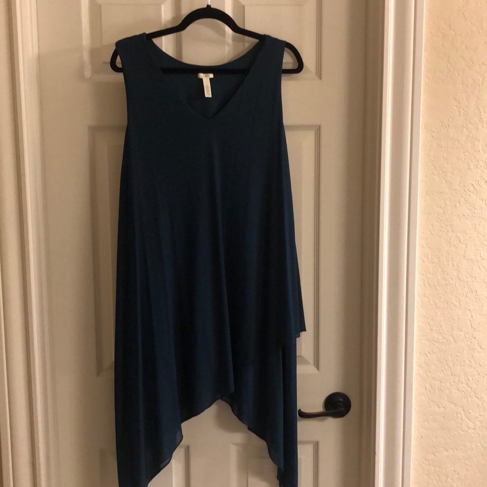 Dark green tunic
